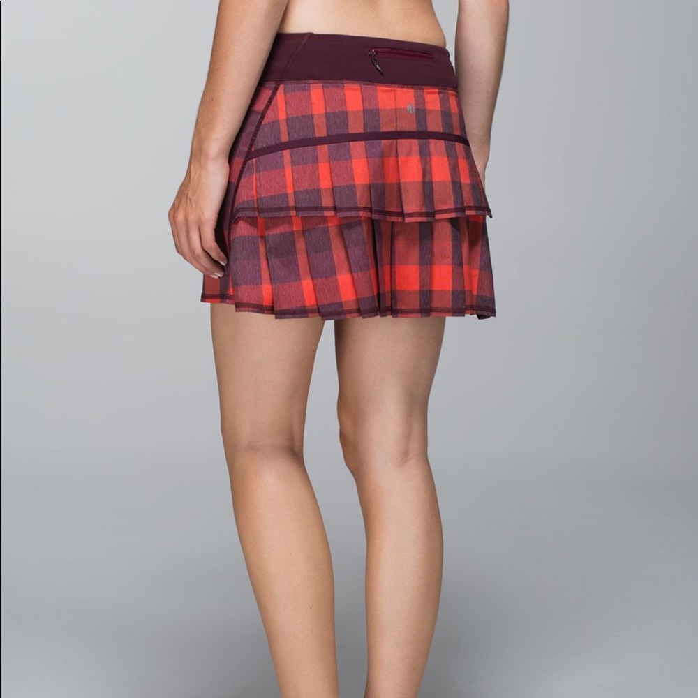 Lululemon - Pace Setter skirt - 2Tall - Yama Check